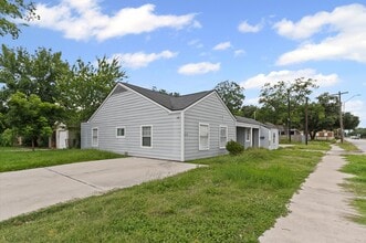 Building Photo - 3216 Avenue I