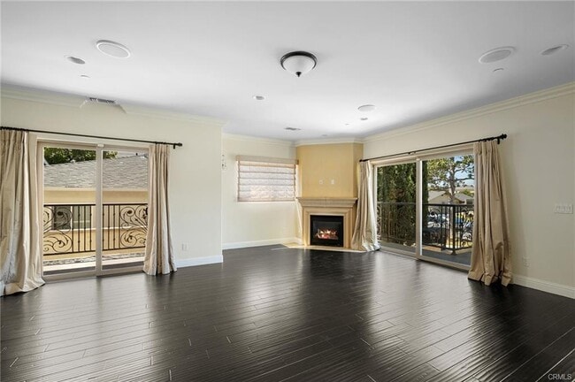 Building Photo - 750 E Orange Grove Ave