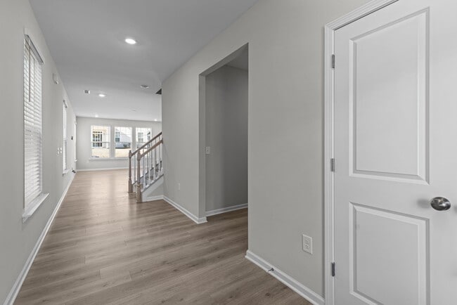 Building Photo - 2408 McKenzie Ridge Ln