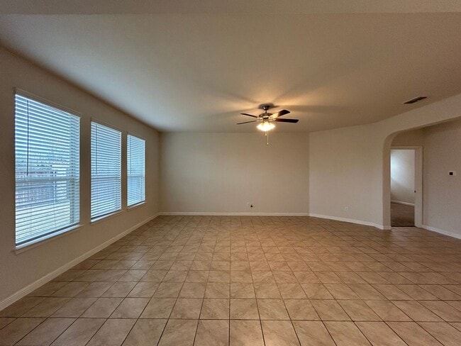 Building Photo - Fort Worth Texas Homes For Rent "Eagle Mou...