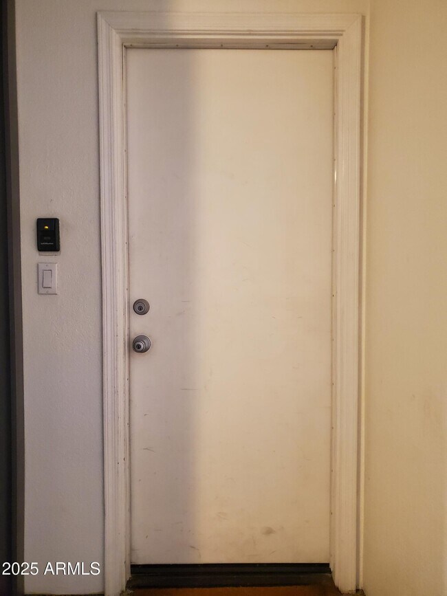 Building Photo - 12059 N 110th St