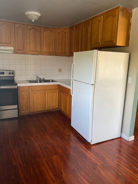 Building Photo - 1380 Carnelian Dr
