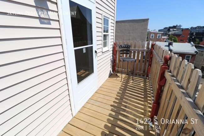 Building Photo - 1422 S Orianna St