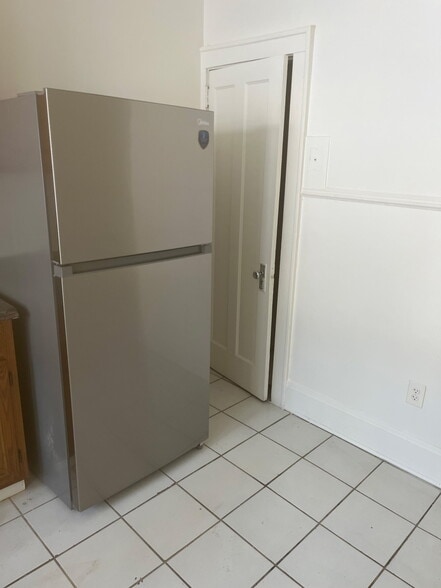 Building Photo - 1259 Rutledge Ave