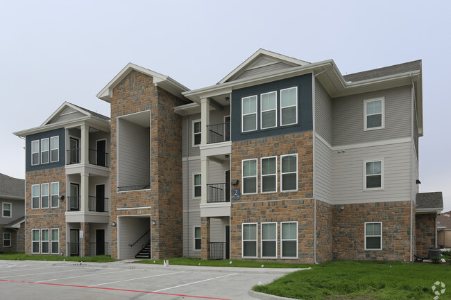 Primary Photo - Riverstone Apartments