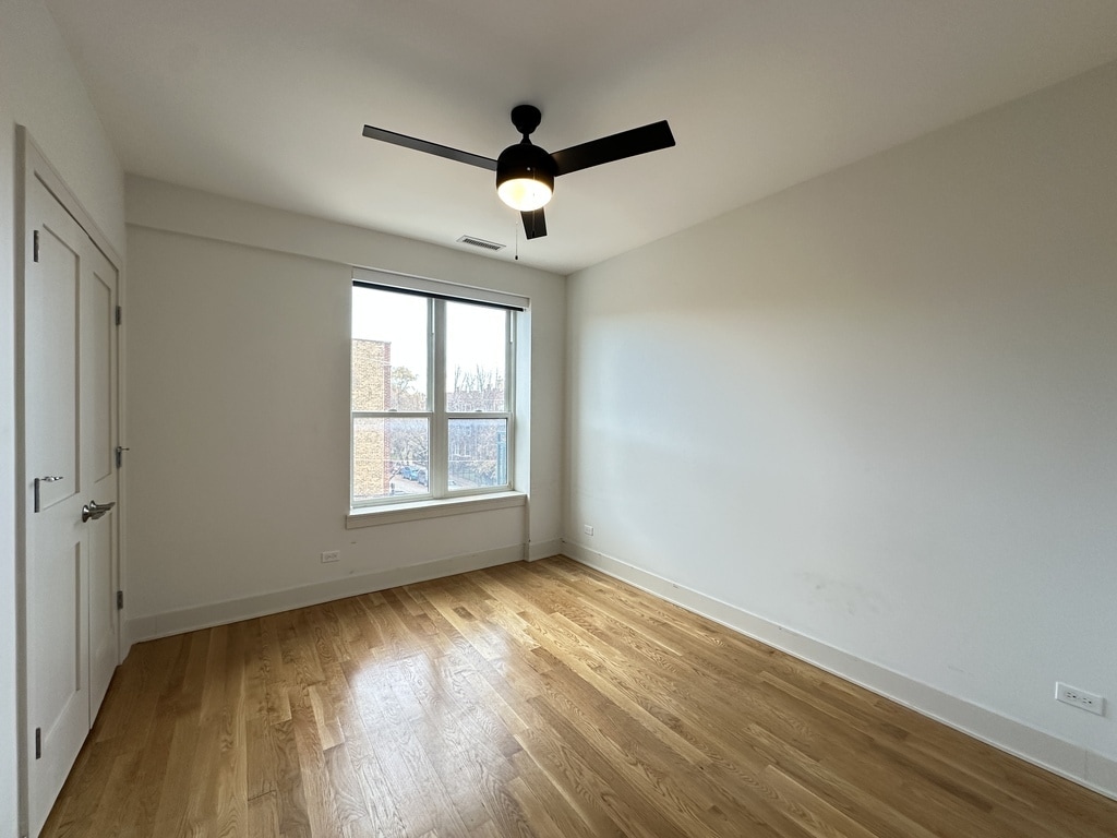 Building Photo - 2740 N Spaulding Ave