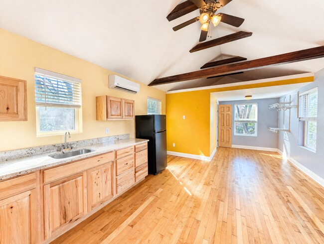 Building Photo - Downtown Asheville Rental w/ Detached Studio Apartment