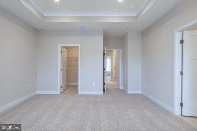 Building Photo - 8032 Spring Arbor Dr