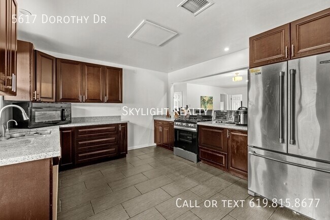 Building Photo - 5617 Dorothy Dr