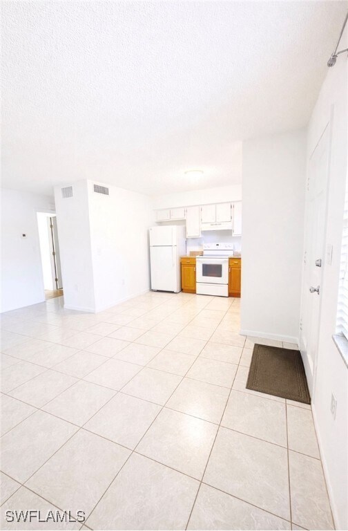 Building Photo - 3325 Arpt Rd S