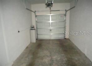 Building Photo - 4085 Shadetree Ln