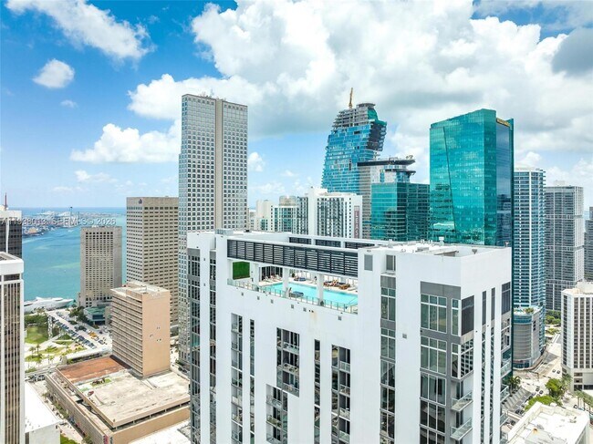 Building Photo - 151 SE 1st St