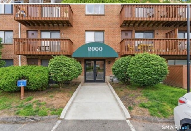 Building Photo - 2320 Harbor View Dr