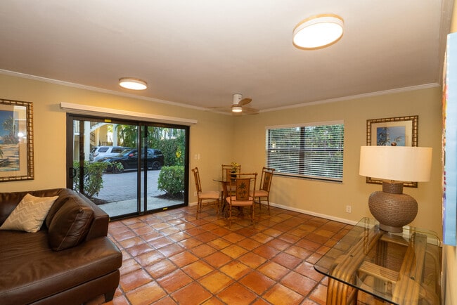 Building Photo - 300 Inlet Way