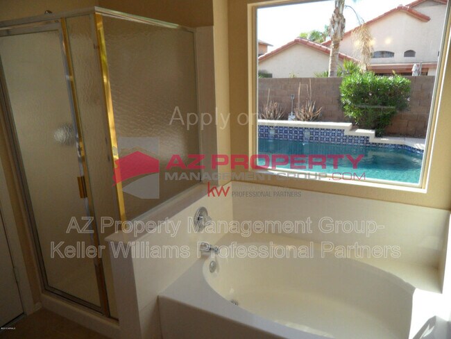 Building Photo - 5755 W Brown St