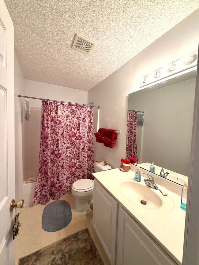 Building Photo - 1605 Willoughby Pk Ct