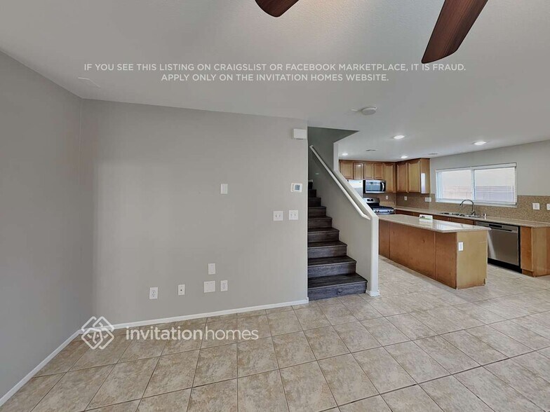 Building Photo - 142 Solidago Ave