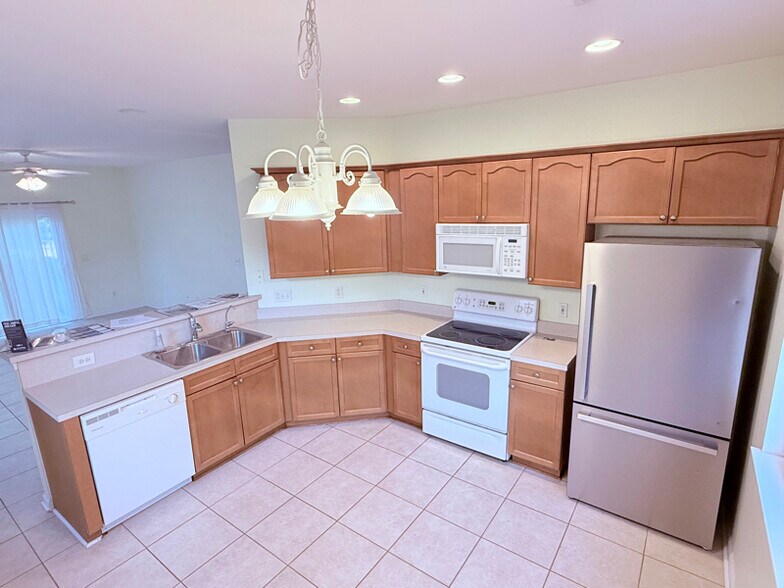 Building Photo - 9496 Night Harbor Dr