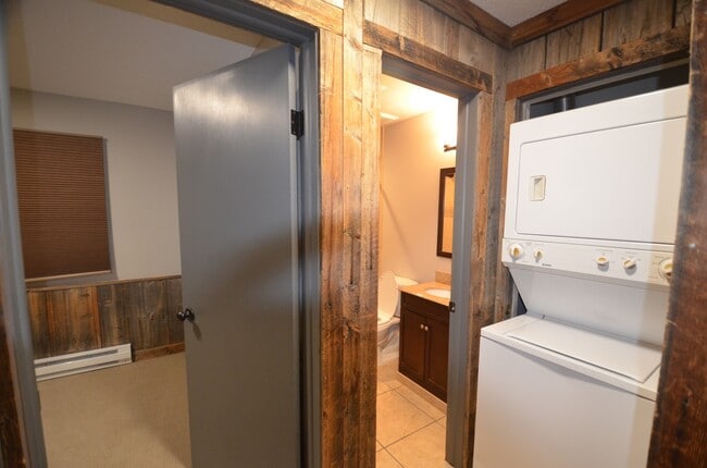 Building Photo - 3bed/2bath Condo, 10 minutes from Breck! Y...