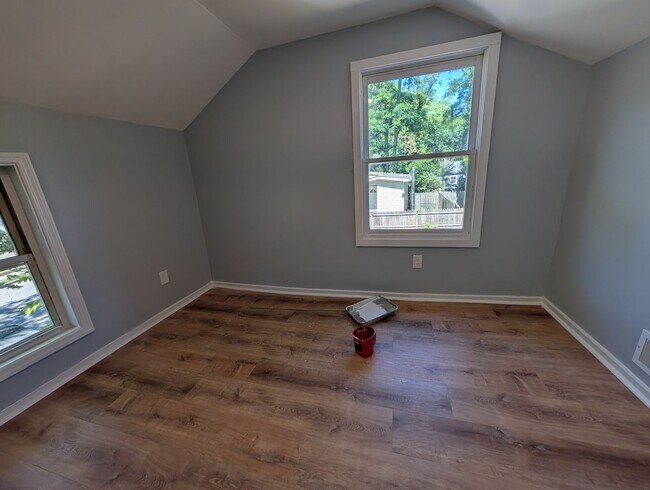 Building Photo - Charming 6-Bedroom 2-Bathroom Home in Asbury Park!