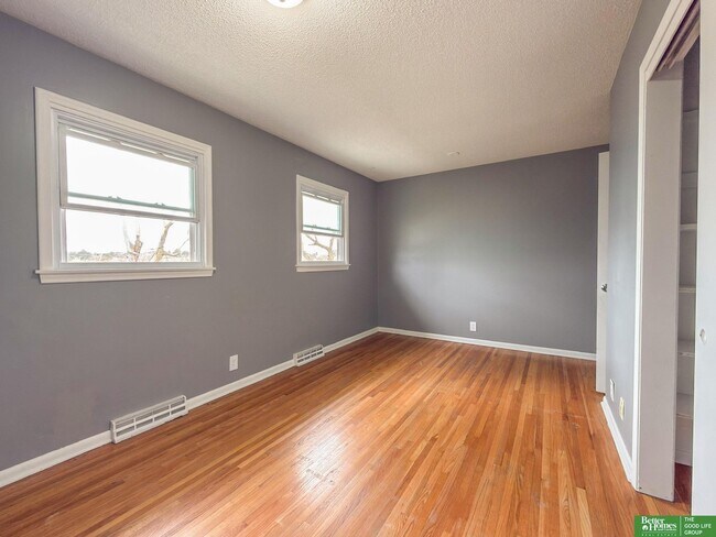 Building Photo - 5029 Arbor Cir
