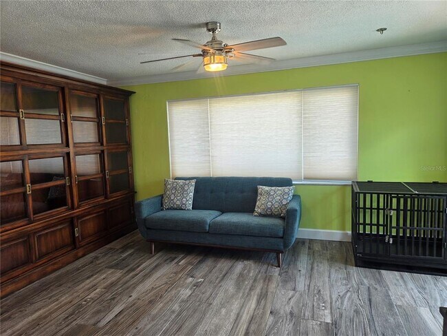 Building Photo - 1435 Santa Clara Dr