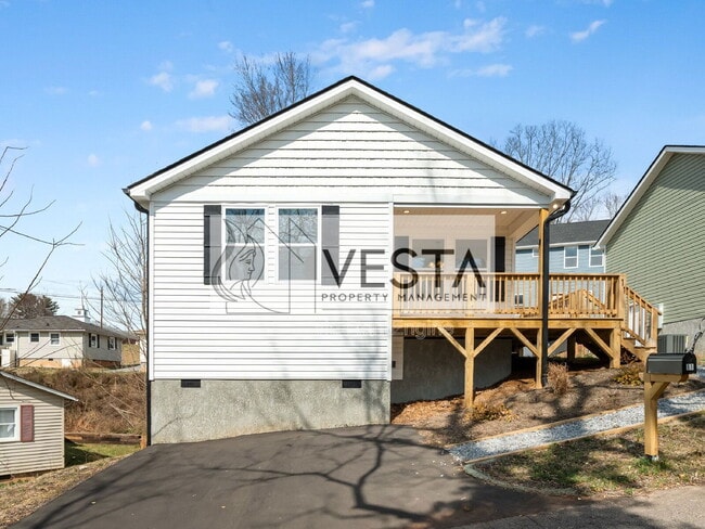 Building Photo - 11 Rhudy Rd