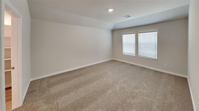 Building Photo - 2825 Otis Ln