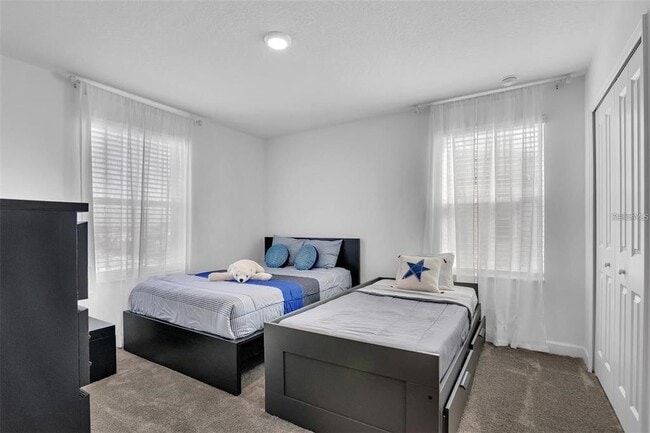 Building Photo - 9084 Sommerset Hills Dr