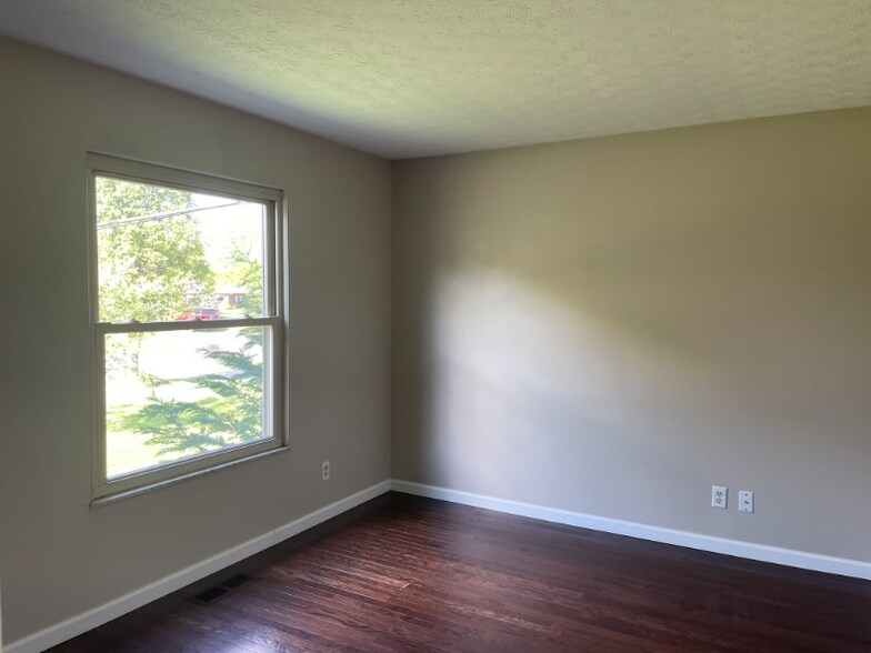 Building Photo - 1259 Denbigh Dr