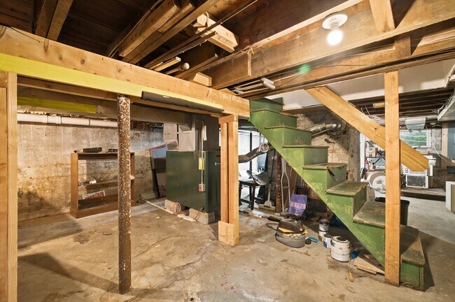 Building Photo - 134 Federal St