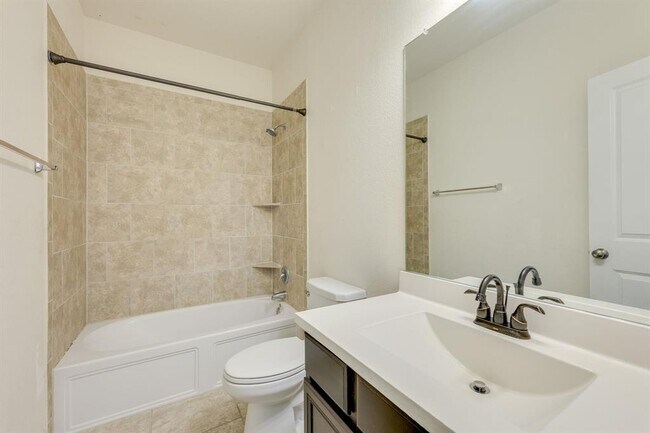 Building Photo - 2920 Rabbit Creek Dr