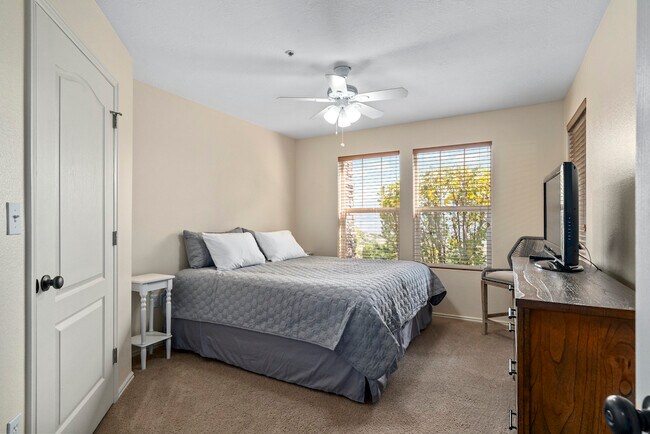 Master Bedroom - 1800 Fox Bay Dr