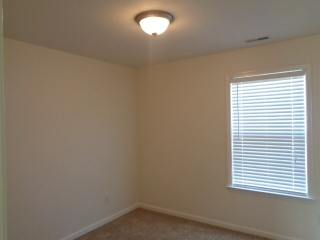 Building Photo - 1364 Saybrook Xing