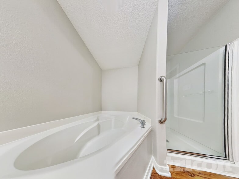 Building Photo - 4063 Pedernales River Ln