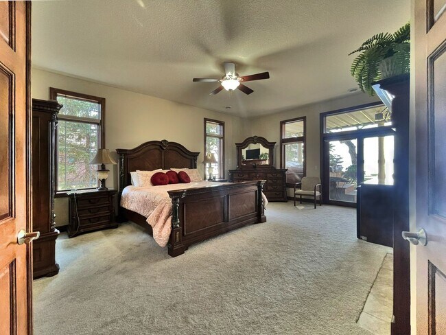 Building Photo - Amazing Minnetonka Lakefront Gated Estate - 170' Flat Shoreline, Sweeping Views, Sandy Beach