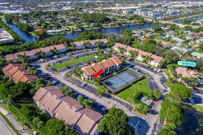 Building Photo - 815 Boynton Beach Blvd