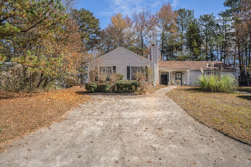 Building Photo - 5472 Glen Haven Dr