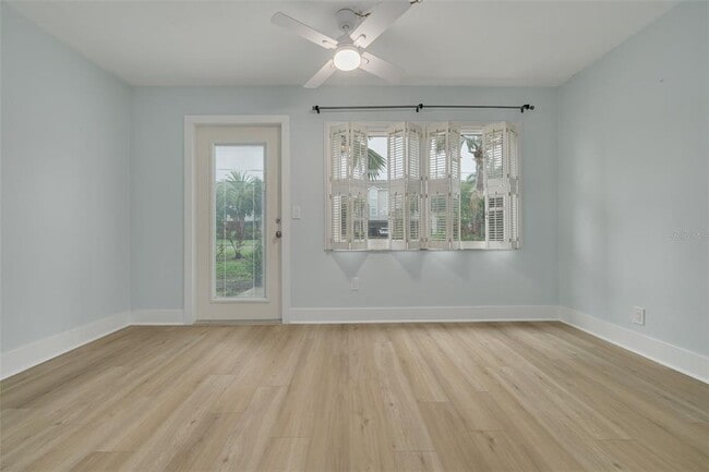 Building Photo - 4580 Overlook Dr NE
