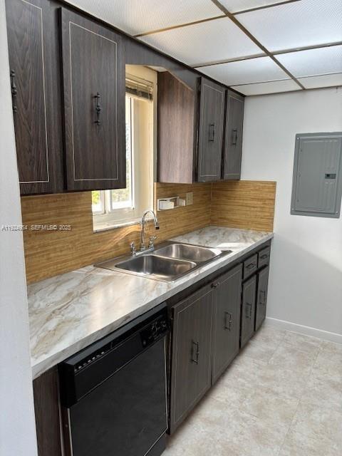 Building Photo - 2690 SW 22nd Ave