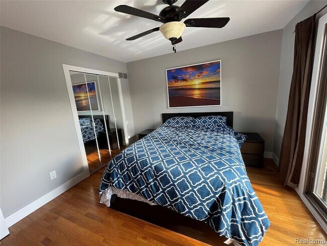 Building Photo - 1253 Bamford St