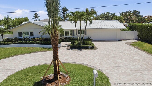 Building Photo - 16 Leeward Cir