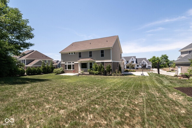 Building Photo - 10599 Geist View Dr