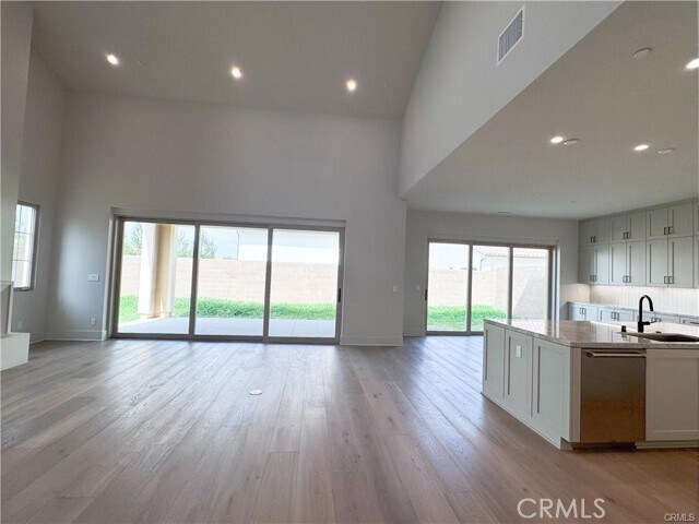Building Photo - 121 Bozeman