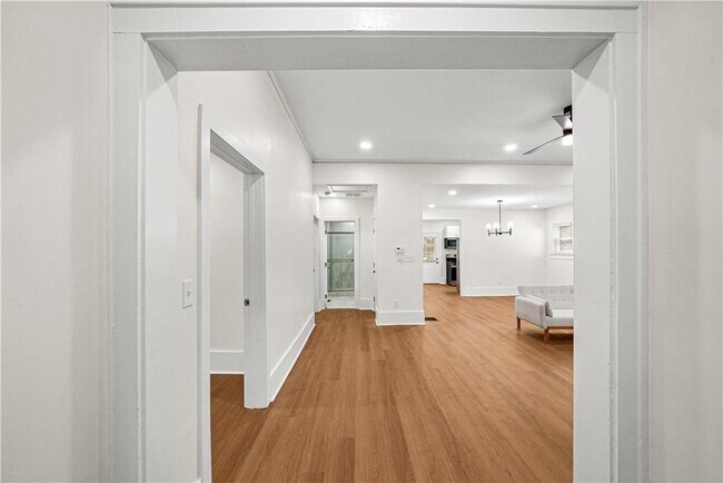 Building Photo - 5383 Tilly Mill Rd