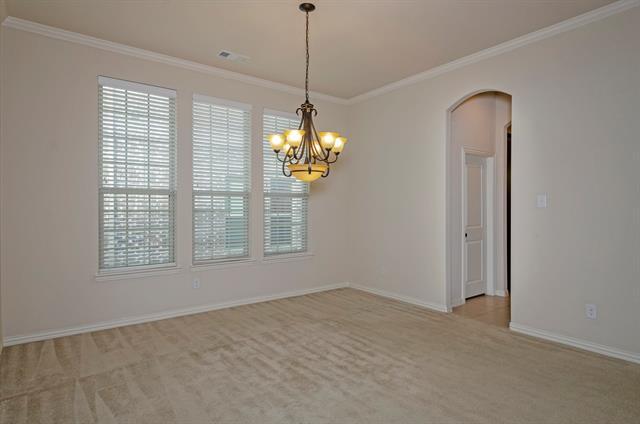 Building Photo - 10876 Leesa Dr