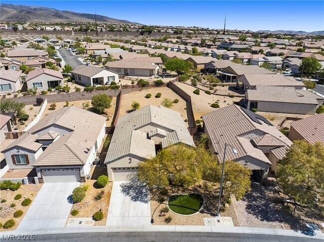 Building Photo - 2635 Solera Moon Dr