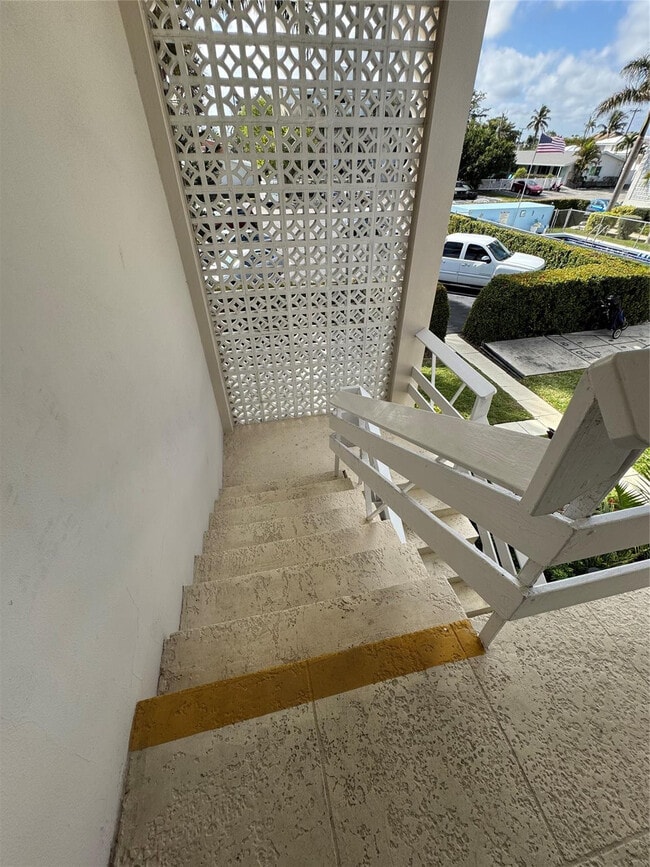 Building Photo - 3205 SE 7th St