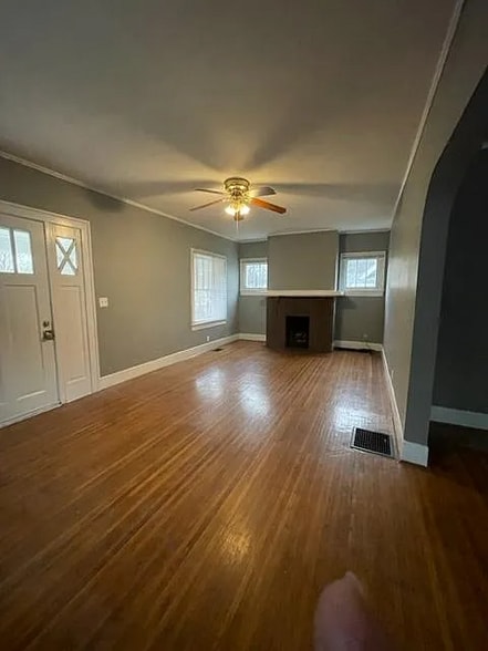 Building Photo - 2232 Grinstead Dr