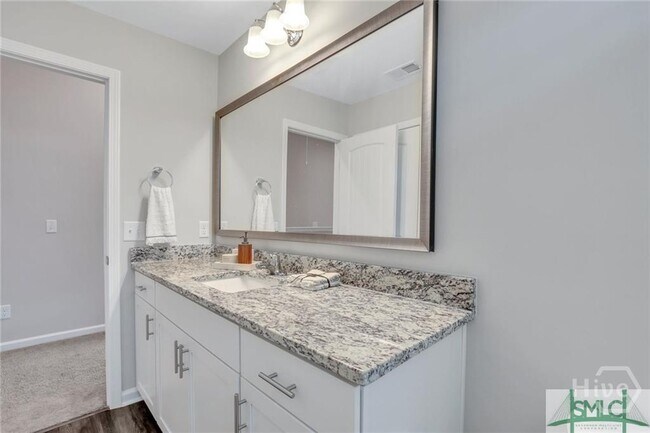 Building Photo - 116 Ainsdale Dr